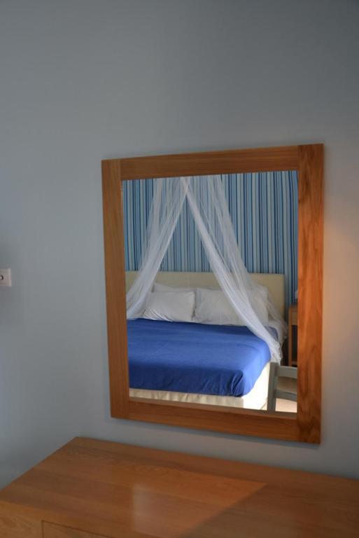 Valente Perlia Rooms Poros Town Esterno foto